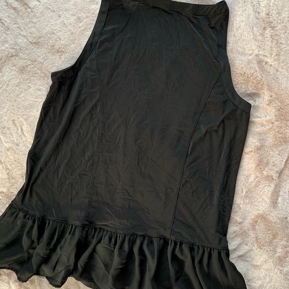 Sleeveless Peplum Top - Picture 2 of 3